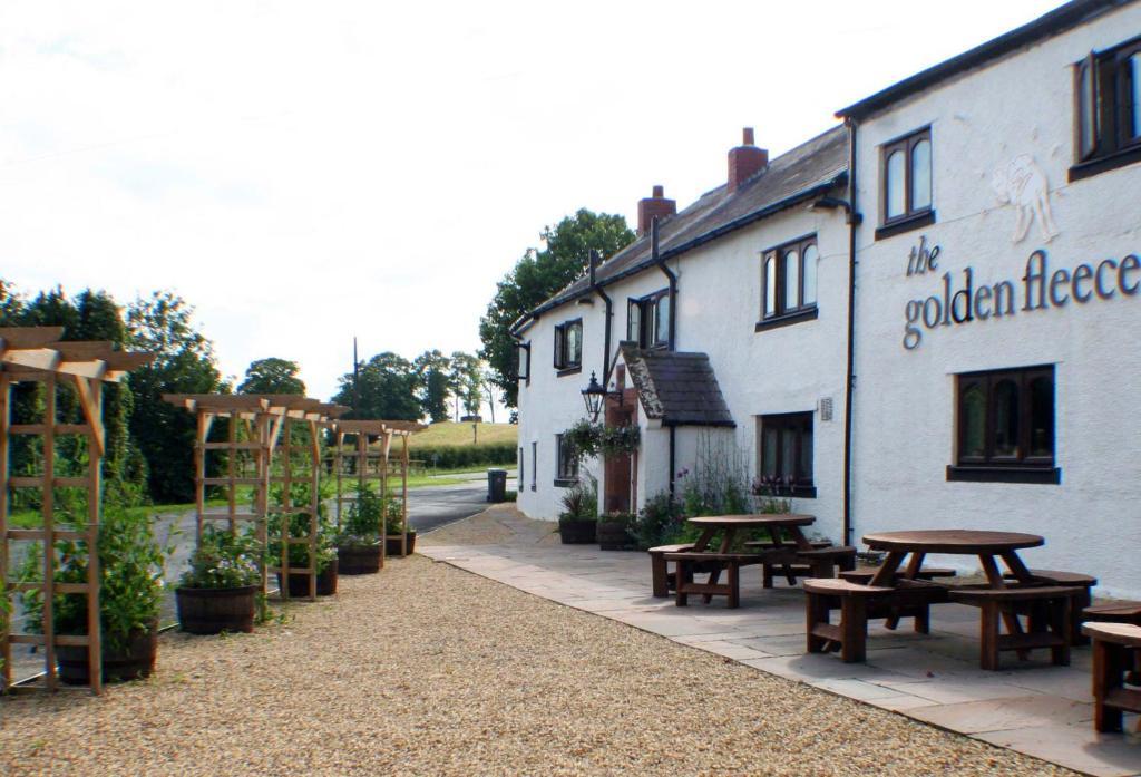 The Golden Fleece Inn Carlisle  Buitenkant foto